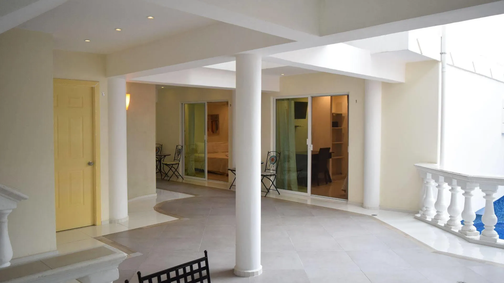 Casa Bella Vida Aparthotel Playa del Carmen Mexico